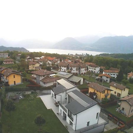 White House Lucia Villa Colico Buitenkant foto