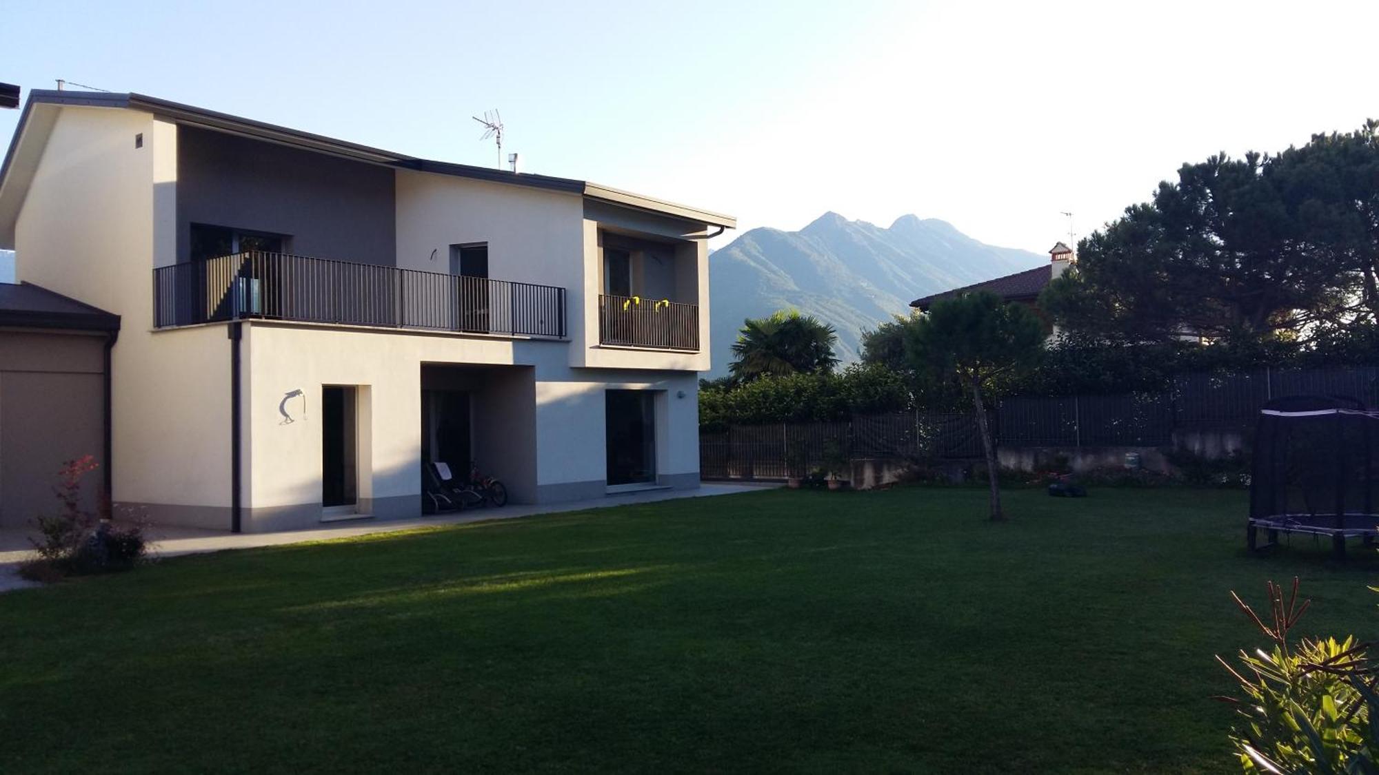White House Lucia Villa Colico Buitenkant foto